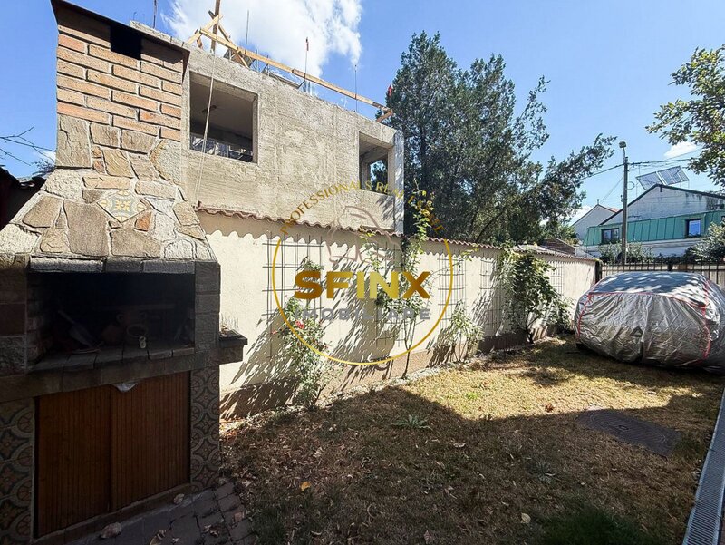 Vila 7 camere, curte individuala, loc de parcare, Parcul Circului - Tei